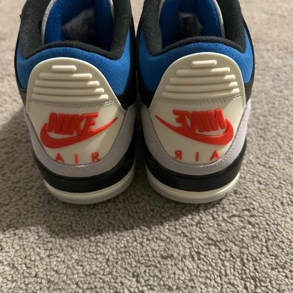Size 9.5 - Air Jordan 3 Retro OG Rare Air IB8967-004 New - Picture 4 of 10